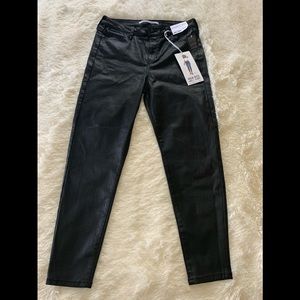 Celebrity Pink High-Rise Ankle Skinny Jeans 🖤